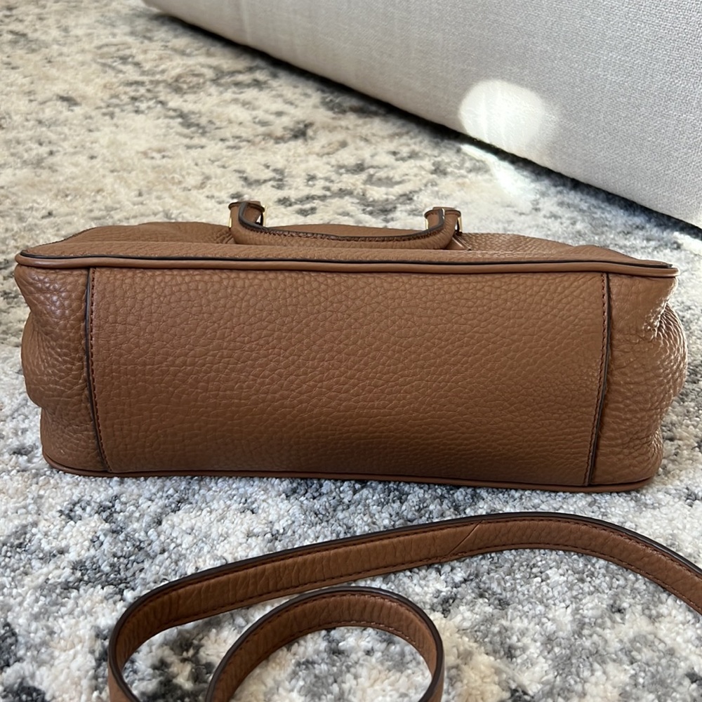 Tory Burch Pebbled satchel - Picture 8 of 16